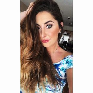 Meet your Posher, Nicole